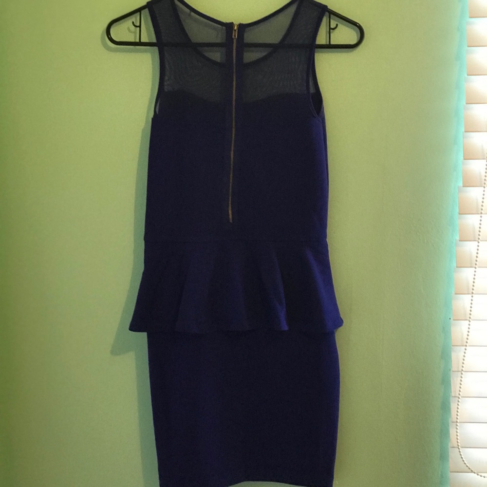 Dress! 💜 - Picture 2 of 2